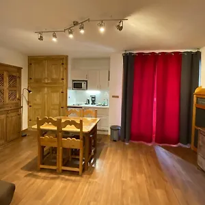 https://studio-brides-les-bains-savoie.hotels-rhonealpes.com